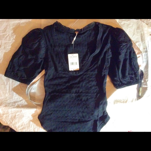 FREE PEOPLE ST JAMES Tee NWT SZ SM BLK - Picture 4 of 7